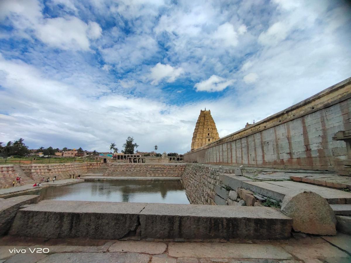 Srinivasa Homestay Hampi Exterior foto