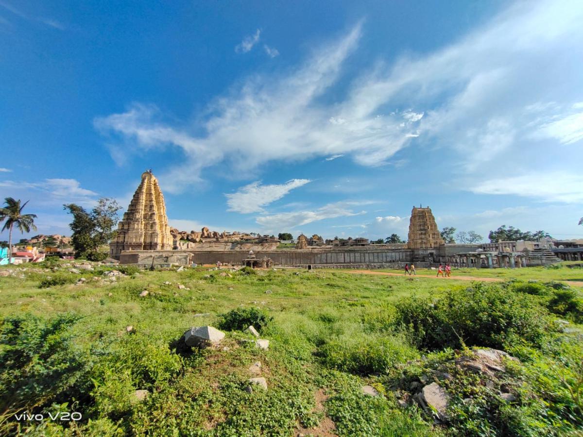 Srinivasa Homestay Hampi Exterior foto